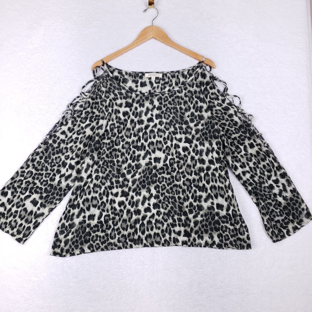 Umgee Leopard Print Cold Shoulder Top Size XL Black White Animal Pattern‎